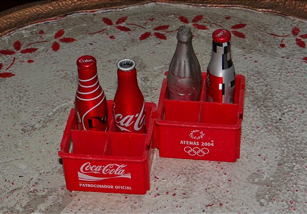 Dois Mini Engradados Promocionais COCA COLA