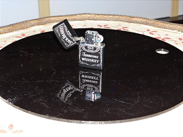 Isqueiro JACK DANIELS comemorativo e funcional