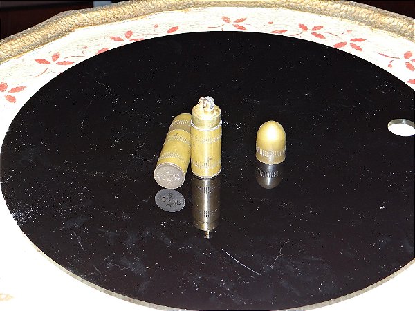 Militaria ISQUEIRO FORMATO DE BALA marca Vospic