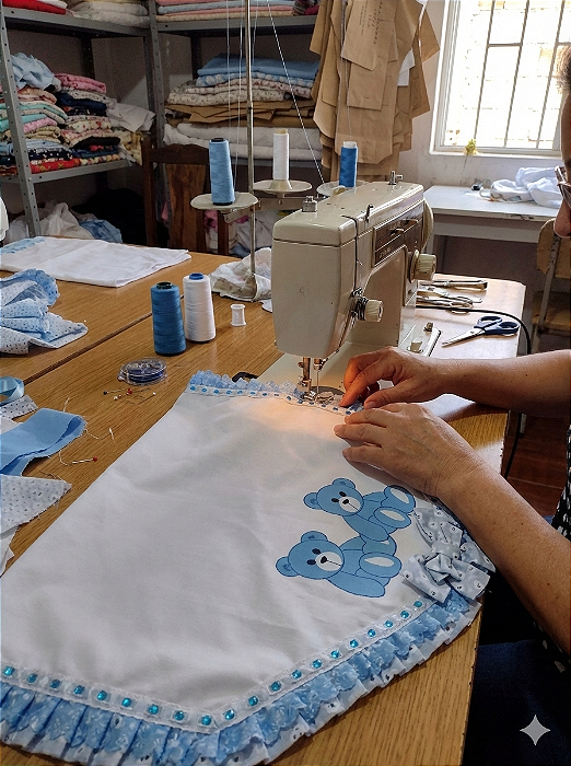 MANTA LUXO EM PIQUET - HIPOALERGÊNICO - ARTESANAL