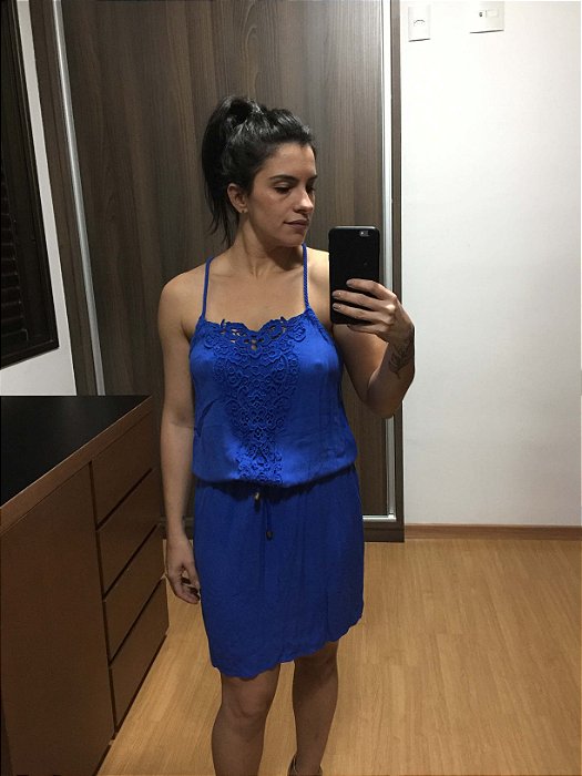 vestido azul de alcinha