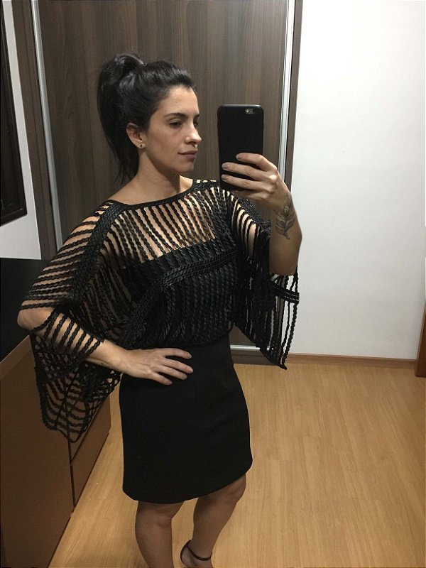 Vestido preto detalhe manga cordas  (38) - Regina Salomão