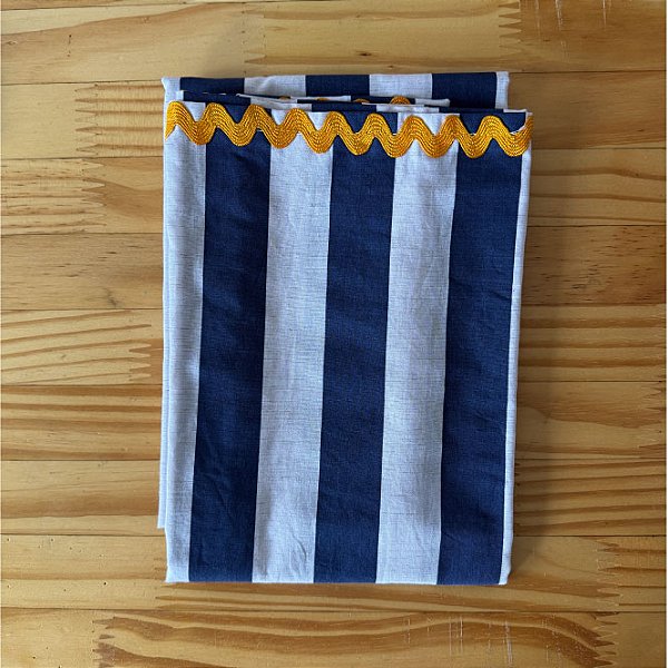 Trilho de mesa de tricoline – 0,45 x 1,45 m com sianinha