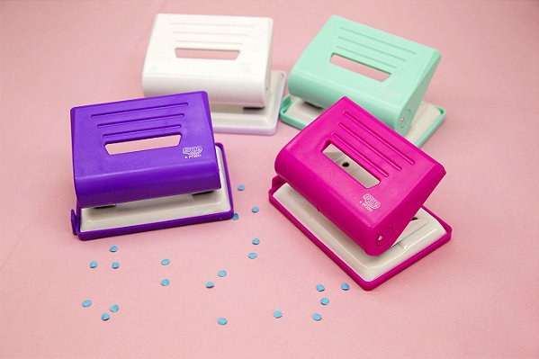 Perfurador De Plástico 2 Furos- 15 Fls