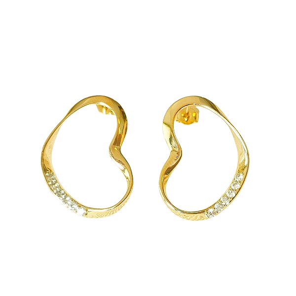 Brinco Coração Lateral Vazado