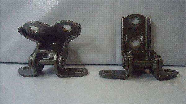 Par Dobradiça De Porta Traseira Direita Toyota Yaris 18/19