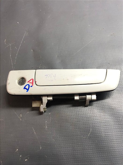 Maçaneta Externa Dianteira Direita Pajero Tr4 2.0 11/12