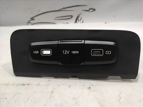 Moldura Tomada Plug 12v Usb Carregamento Creta Ultimate 2023