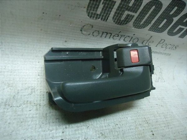 Maçaneta Interna Traseira Direita Toyota Hilux 12/13