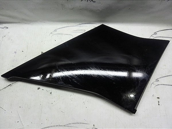 Acabamento Externo Coluna Tras Dir Yaris 2023 165km Rodado