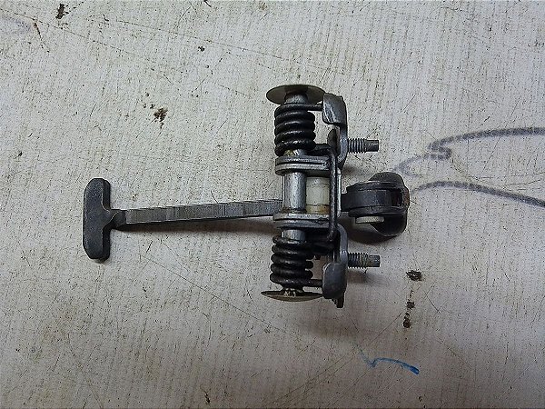 Limitador Porta Traseira Esquerda Citroen C3 2016/17