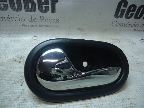 Maçaneta Interna Traseira Esquerda Logan Sandero 17/18