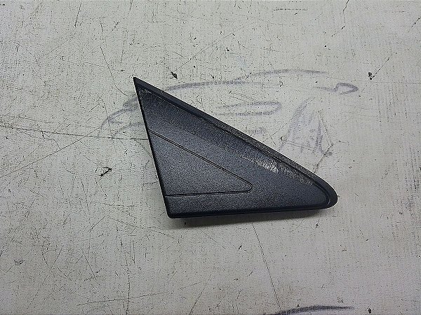 Acabamento Externo Porta Retrovisor Diant Dir Yaris Xls 2019