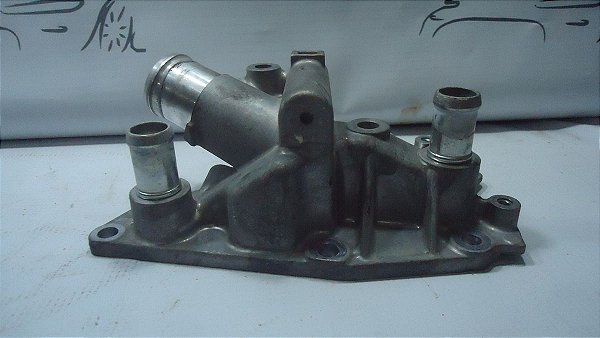 Carcaça De Agua Nissan Versa 15/16 1.6