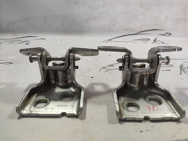 Par Dobradiça Porta Traseira Direita Logan 15 16 17 18