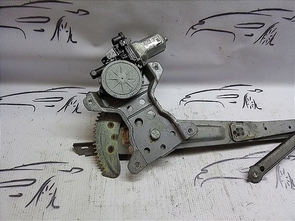Maquina E Motor Vidro Porta  Dianteira Dir Etios Sedan 15/16
