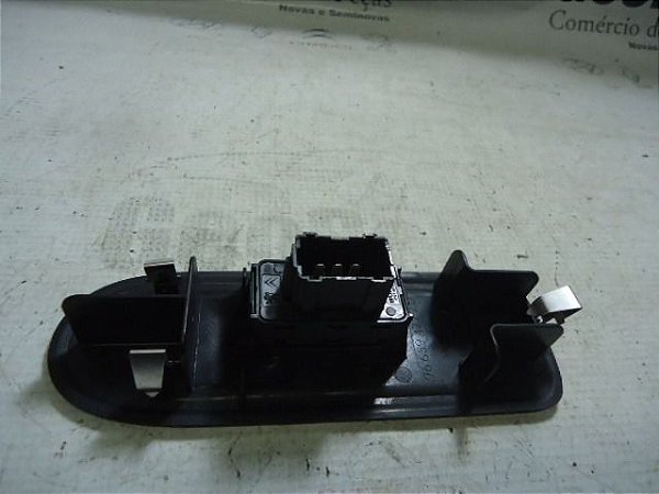 Botao Comando Vidro Dianteiro Dir Citroen C3 2015 Original
