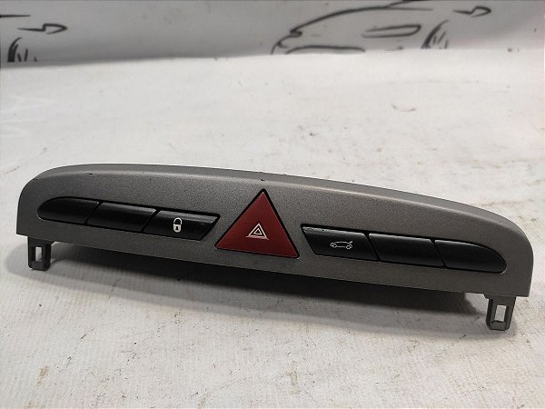Botao Alerta Trava  Abertura Tampa Traseira Peugeot 308 2014