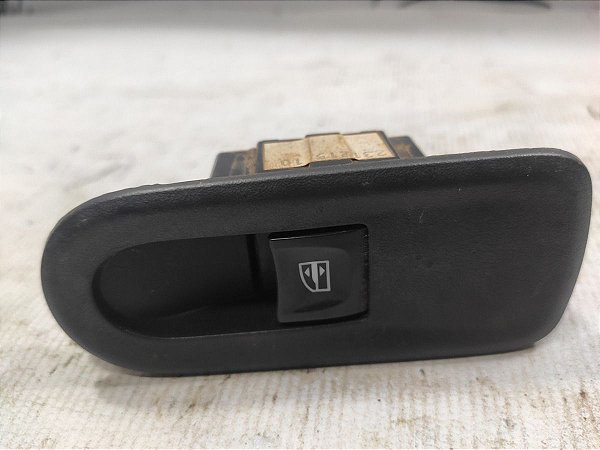 Botao Comando Vidro Traseiro Esquerdo Duster 2.0 4wd 16/17