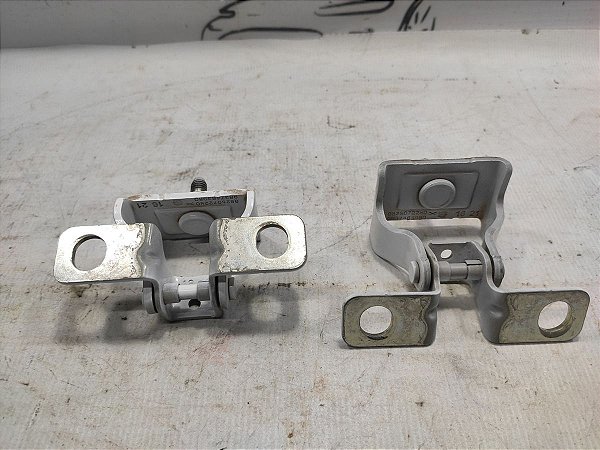 Par Dobradiça Tampa Traseira Porta Malas Peugeot 208 22/23