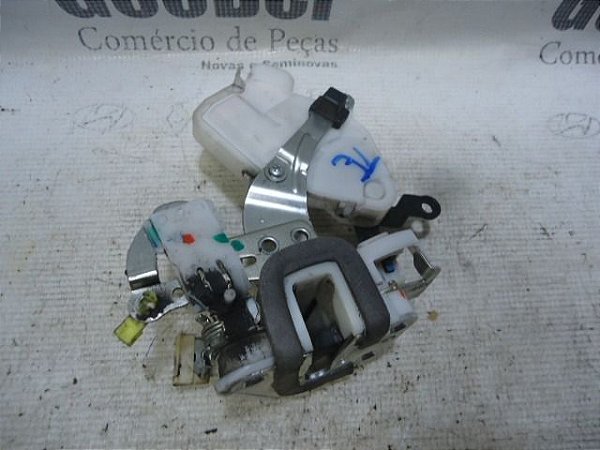Fechadura Eletrica Traseira Esq. Toyota Etios 14/14