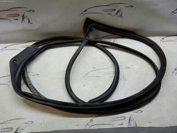 Borracha Contorno Porta Dianteira Esquerda Yaris Xls 19/20