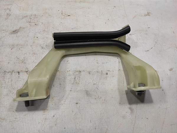 Guia Suporte Interno Vidro Traseiro Esq. Peugeot 208 22/23