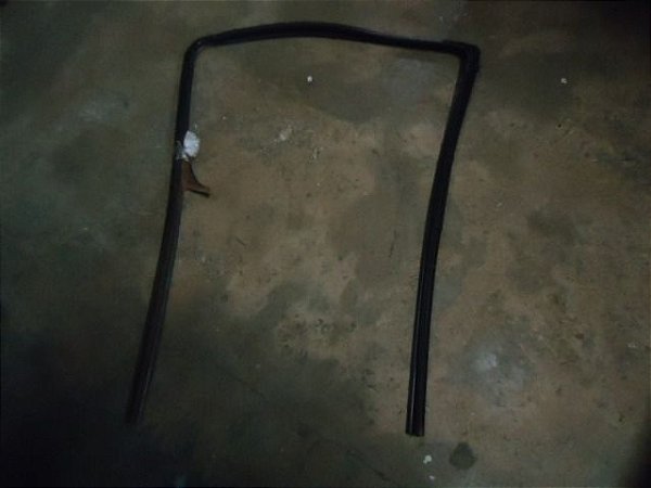 Borracha Contorno Do Vidro Traseiro Esq. Toyota Hilux 12/13