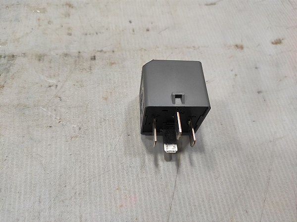 Rele Caixa De Fusiveis Peugeot 208 22/23 1.6 Manual