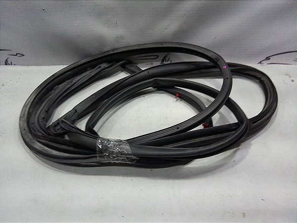 Borracha Contorno Porta Diant Dir Yaris 2023 165km Rodado