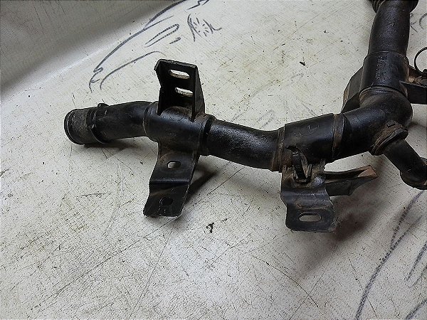Duto Tubo Mangueira Agua Atras Do Motor Citroen C3 1.6 16/17