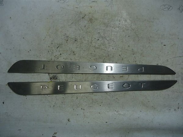 Par De Soleiras Portas Dianteiras Peugeot 2008 15/16