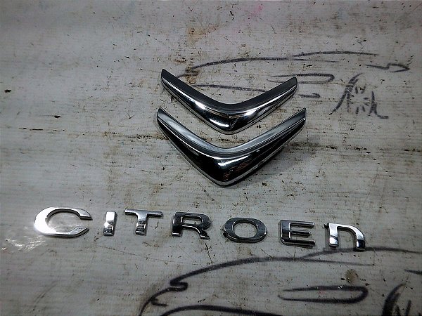 Kit Emblemas Tampa Traseira Porta Malas Citroen C3 14/15