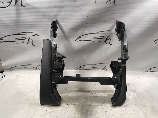 Moldura Acabamento Lateral Do Painel Central Lancer 2016