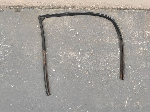Borracha Contorno Vidro Dianteiro Direito Duster 4wd 16/17