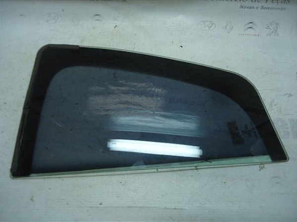 Vidro Vigia Traseira Esquerda Renault Sandero Stepway 15/16