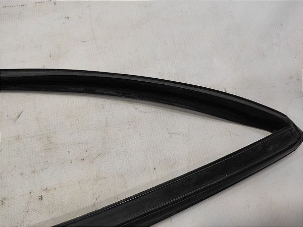 Borracha Contorno Vidro Dianteiro Esq Creta Ultimate 22/23