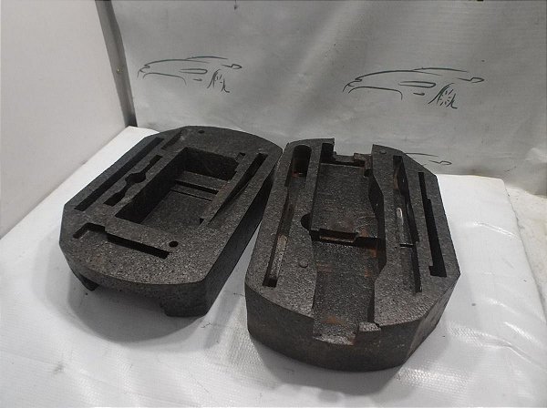 Isopor Do Macaco Peugeot 408 11/12 Original