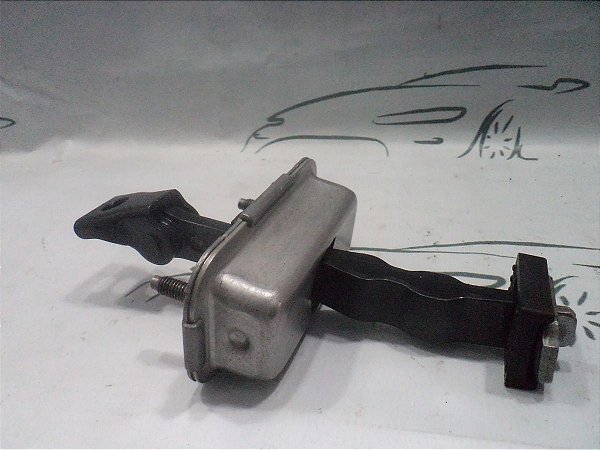Limitador De Porta Dianteiro Esquerdo Peugeot 2008 15 A 17