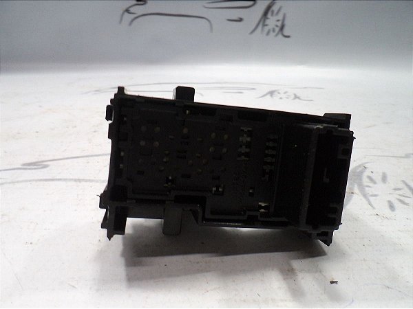 Interruptor Botao Comando Vidro Dianteiro Direito Yaris 2020