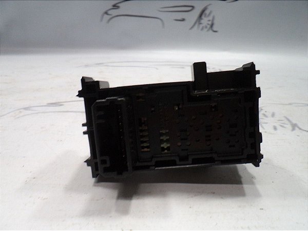 Interruptor Botao Comando Vidro Traseiro Direito Yaris 2020