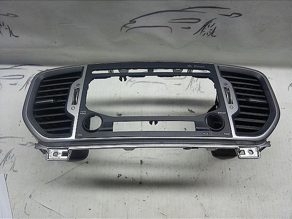 Moldura Central Multimidia Com Difusores Kia Sportage 18 19
