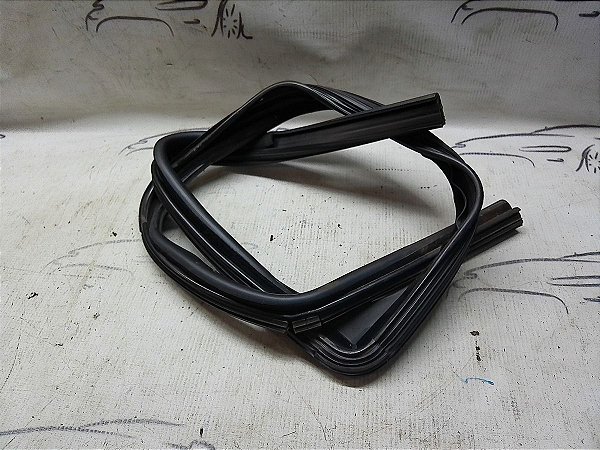 Borracha Contorno Vidro Traseiro Direito Citroen C3 16/17