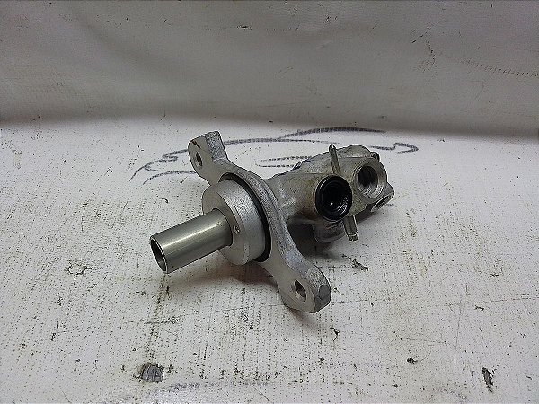 Cilindro Mestre De Freio Nissan Kicks 19/20 1.6 Aut