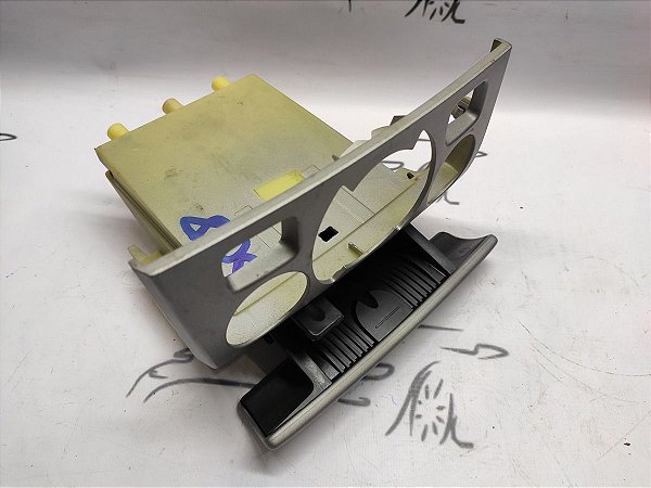 Moldura Comando De Ar Cinzeiro Peugeot 308 14 A 18