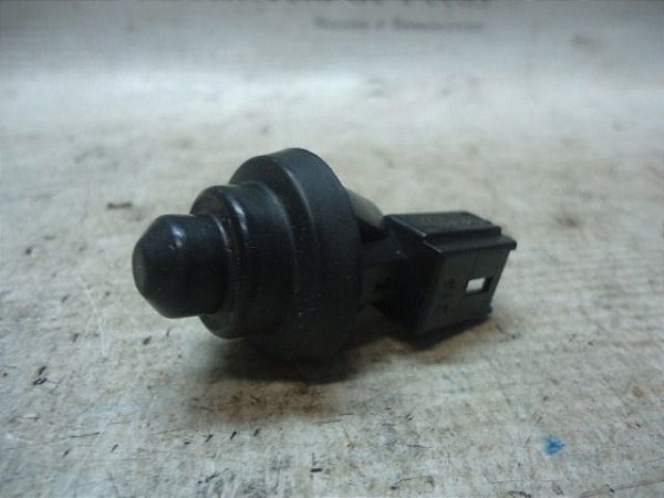 Interruptor De Porta Renault Logan Sandero 17/18