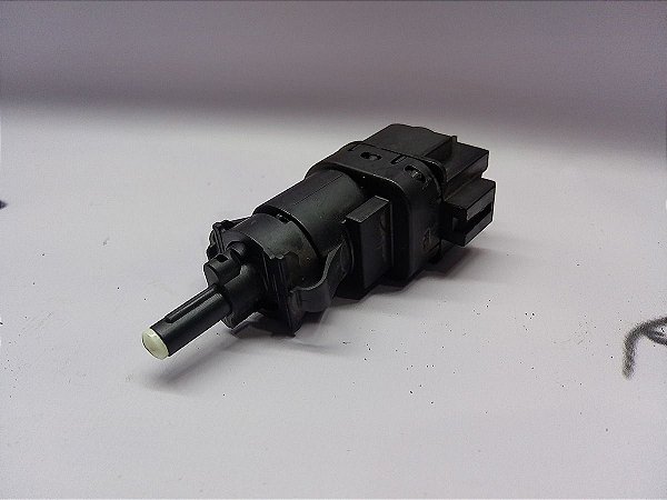 Interruptor Pedal De Freio 1 Preto New Fiesta 15 A 18 1.6