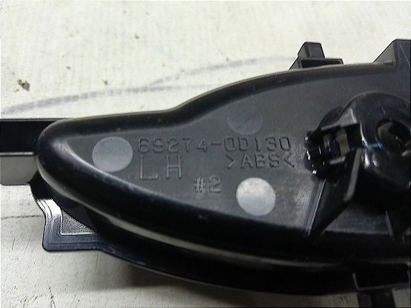 Maçaneta Interna Cromada Porta Dianteira Esq Yaris Xls 19/20