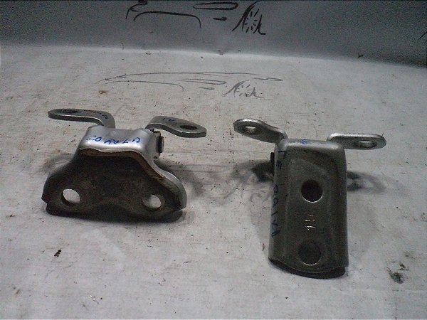 Par Dobradiça Porta Traseira Esquerda Toyota Corolla 16/17