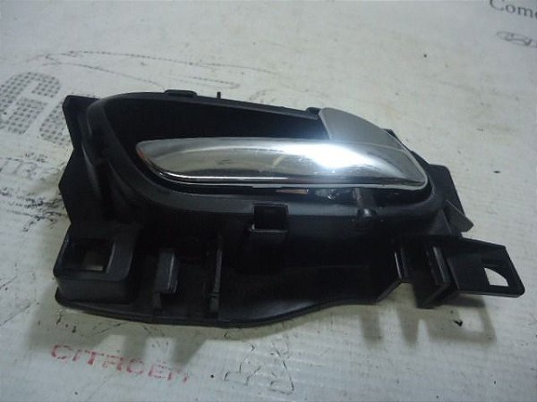 Maçaneta Interna Dianteira Dir Citroen C3 14/15